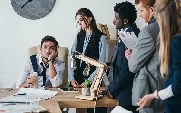 Employee managing multiple leave types including annual leave and sick leave on a digital system